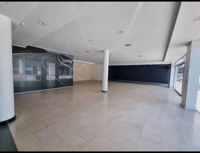 2,982M² SHOWROOM TO LET IN SANDTON CENTRAL